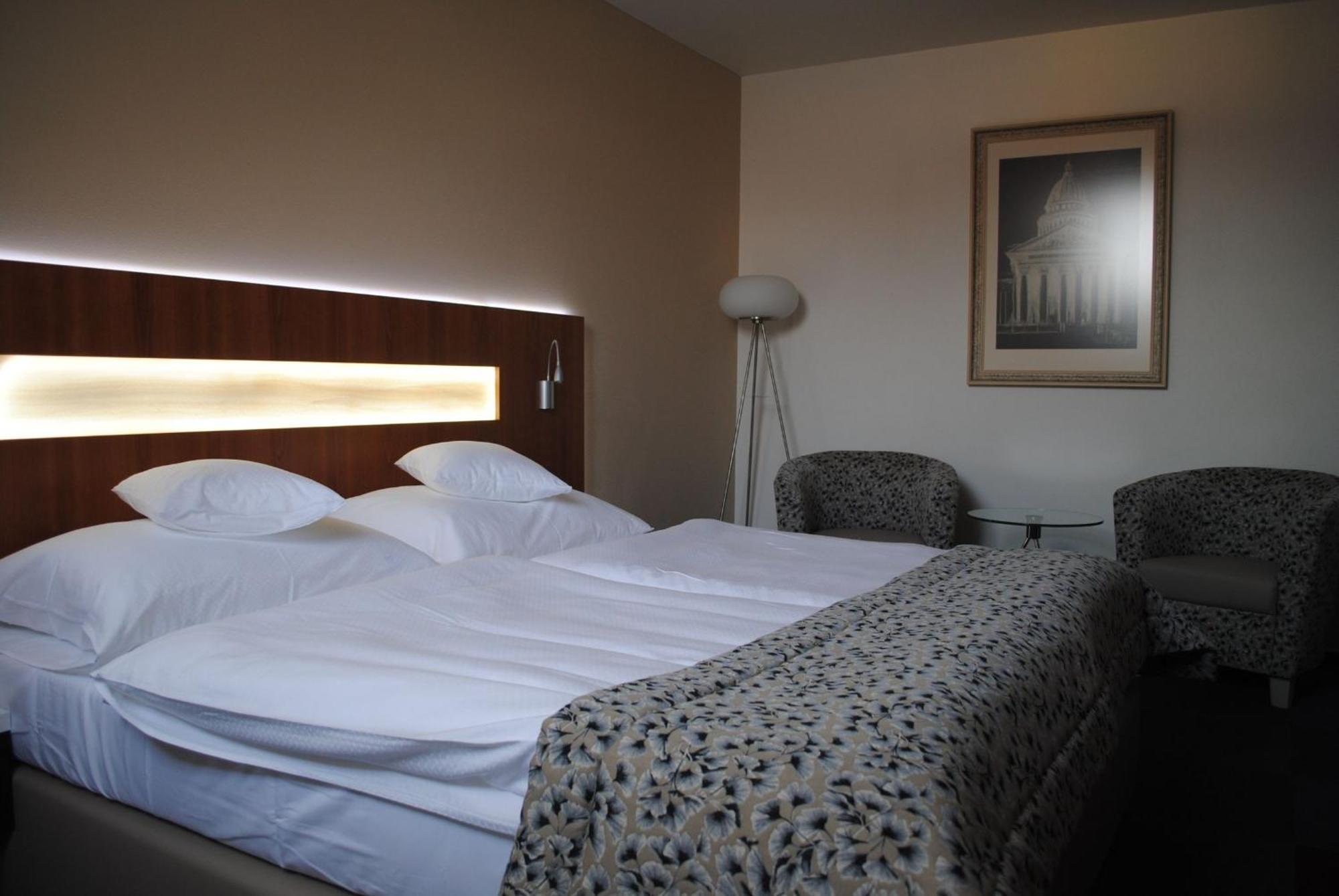 Hotel Zamecek Petrovice Petrovice u Karviné Zimmer foto
