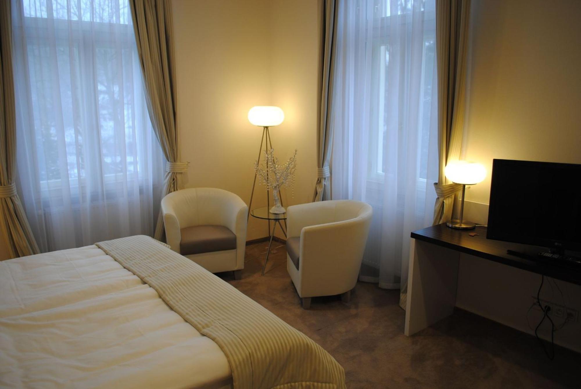 Hotel Zamecek Petrovice Petrovice u Karviné Zimmer foto