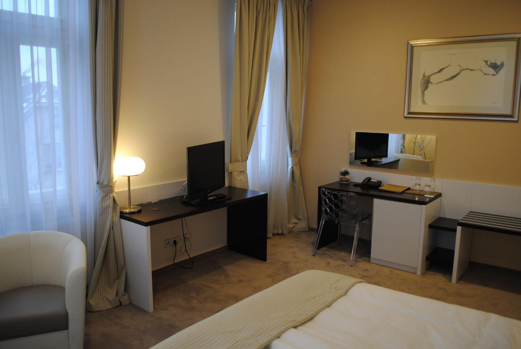 Hotel Zamecek Petrovice Petrovice u Karviné Zimmer foto